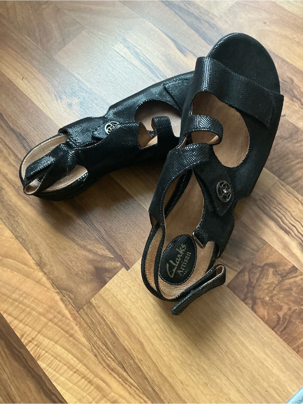 Clarks Black Textured Leather Women's Slingback Sandals
